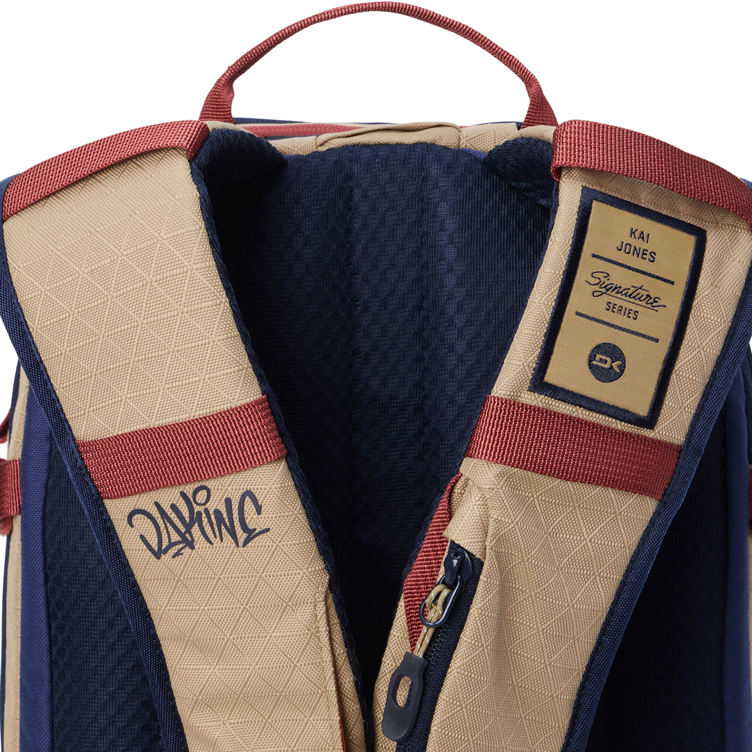 Product image 3 of the product “TEAM HELI 2.0 PRO 20L KAI JONES 2027 jones kelp ”