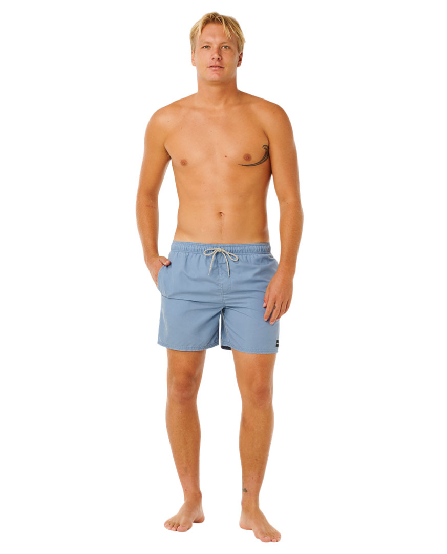 Product image 4 of the product “OFFSET WASHED VOLLEY 16 Boardshort 2026 faded denim S”