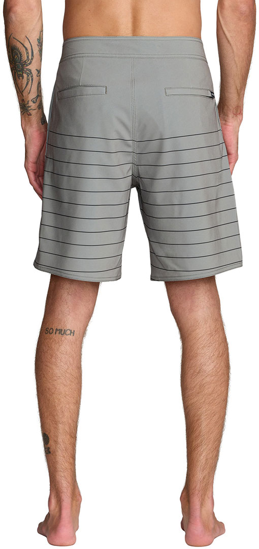 Artikelbild 4 des Artikels “STEADY STRIPE 18 Boardshort 2026 aloe 34“
