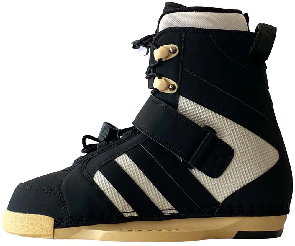 Product image 4 of the product “HERITAGE Boots 2025 black/gum ”