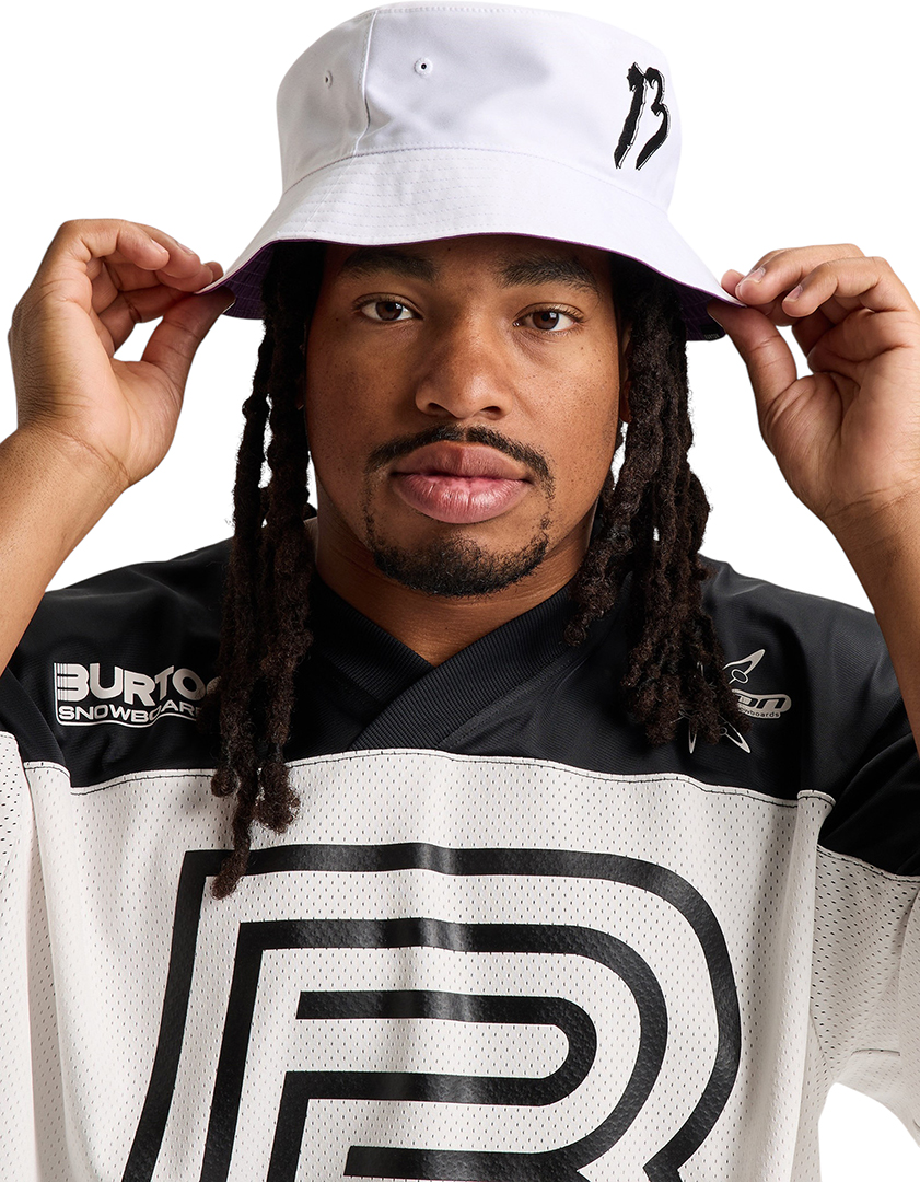 Product image 4 of the product “REVERSIBLE BUCKET Hat 2027 planet purple L/XL”