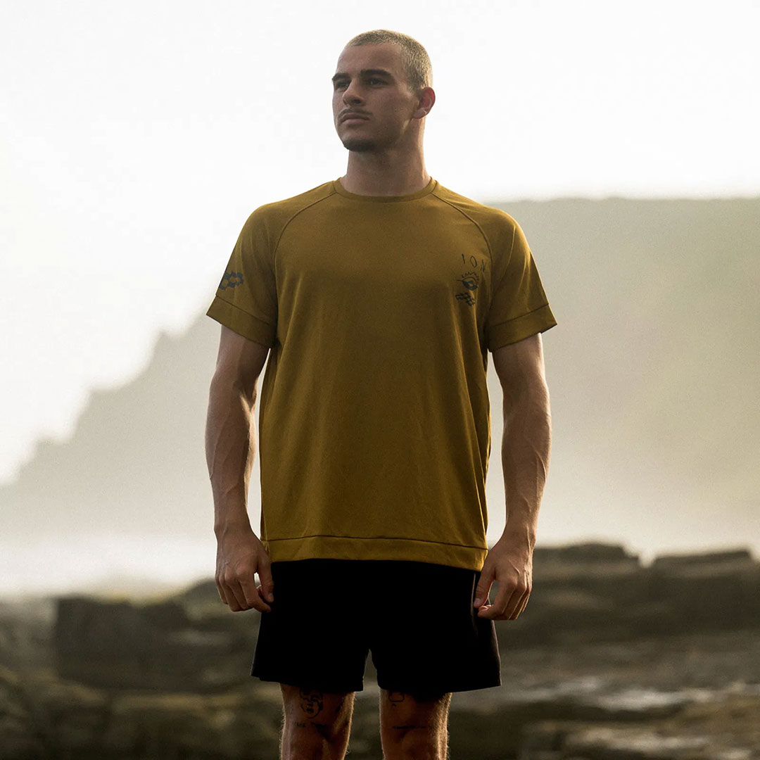Artikelbild 4 des Artikels “WETSHIRT SS Lycra 2026 gold burst XXL“