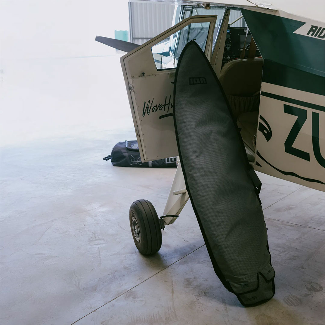 Artikelbild 4 des Artikels “SURF CORE Boardbag 2026 sage grey 5,6“