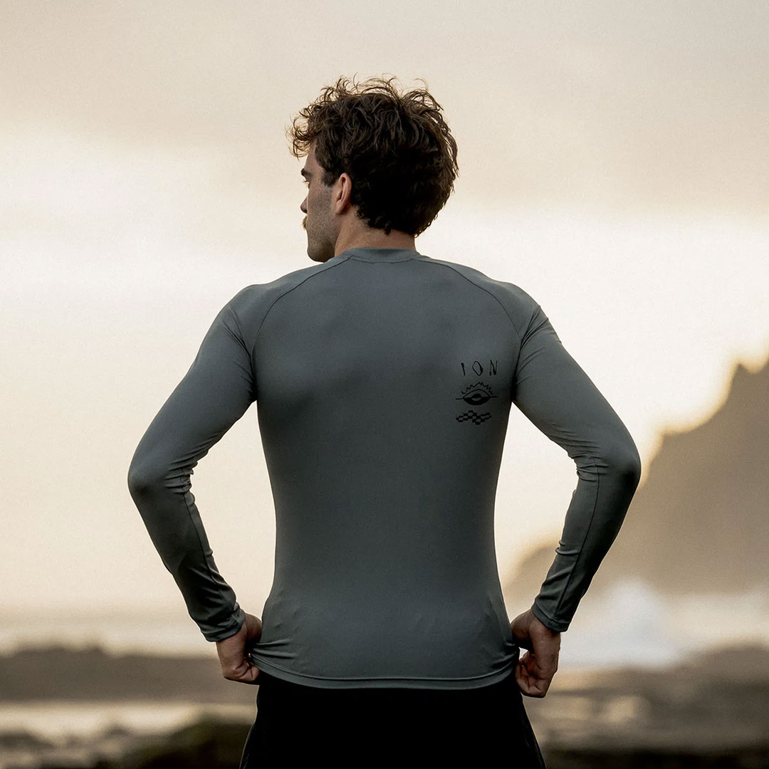 Artikelbild 4 des Artikels “RASHGUARD LS Lycra 2026 sage grey L“