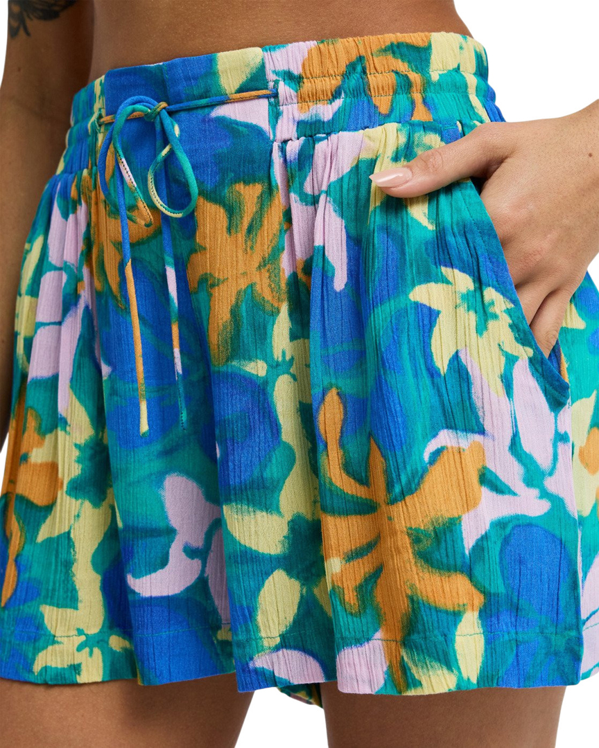 Artikelbild 4 des Artikels “ON HOLIDAY Short 2026 agua flores M“