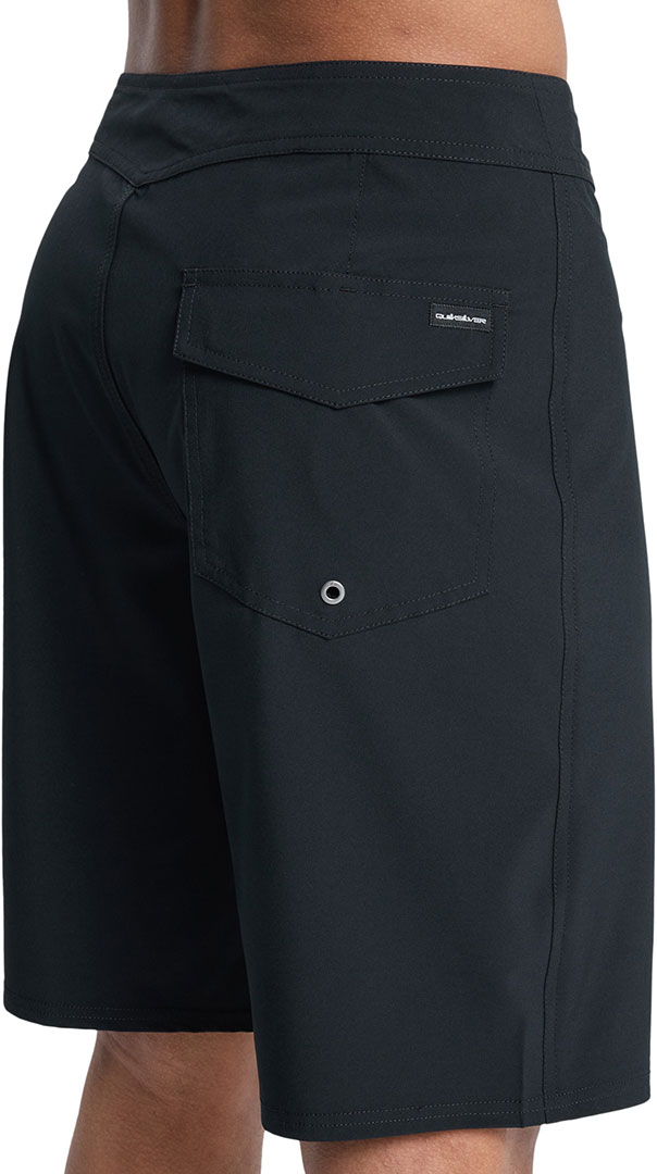 Product image 4 of the product “SURFSILK KAIMANA 20 Boardshort 2026 black 40”