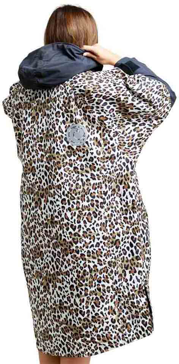 Artikelbild 4 des Artikels “HARD-SHELL ROBE 2027 leopard print/black S“