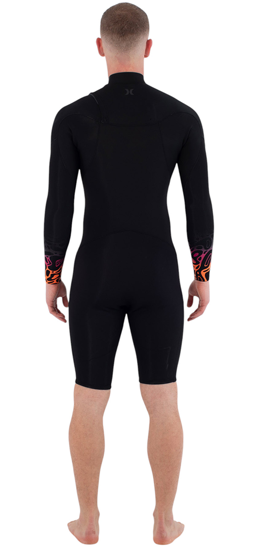 Product image 4 of the product “AIR 2/2 LS CHEST ZIP Shorty 2026 black bubble L”