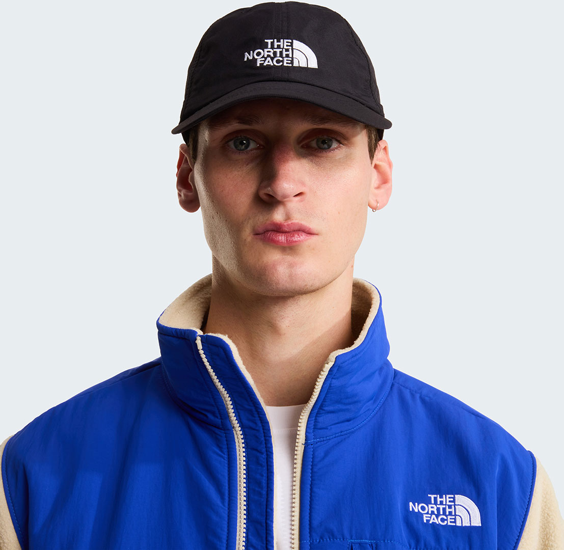 Artikelbild 4 des Artikels “HORIZON Cap 2026 tnf black/tnf white “