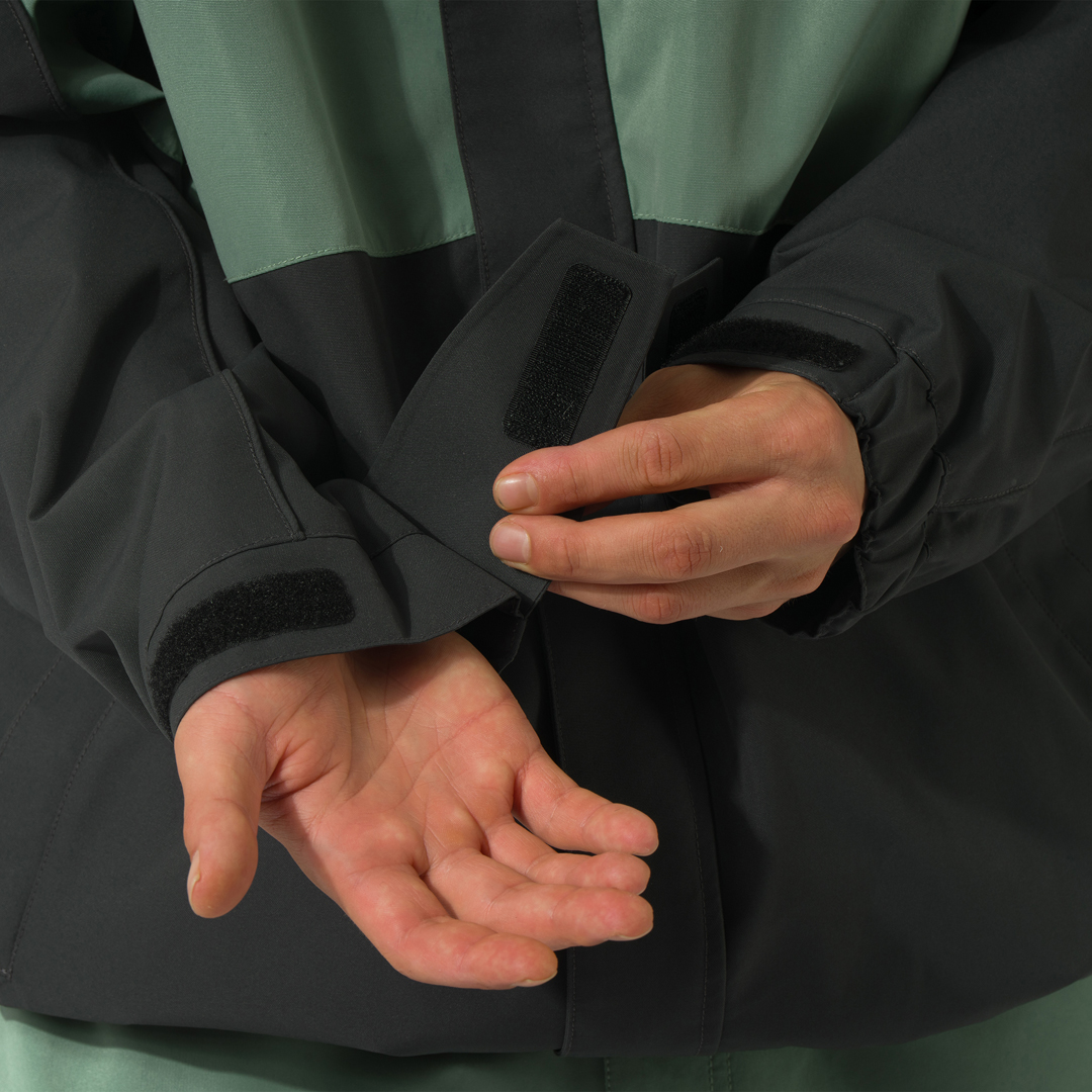 Product image 4 of the product “MORRIS Jacket 2026 phantom/iceberg green L”