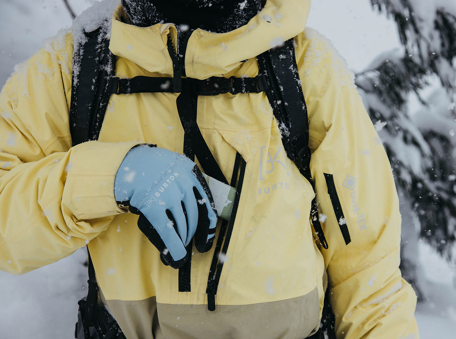 Burton AK GORE TEX VELOCITY ANORAK Jacket buttermilk mushroom