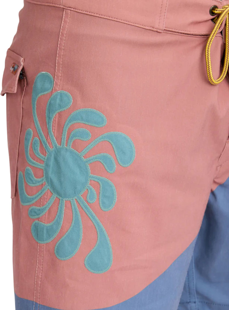 Artikelbild 5 des Artikels “LAURYN ALVAREZ WAVE SPLIT 17 Boardshort 2025 multi 30“