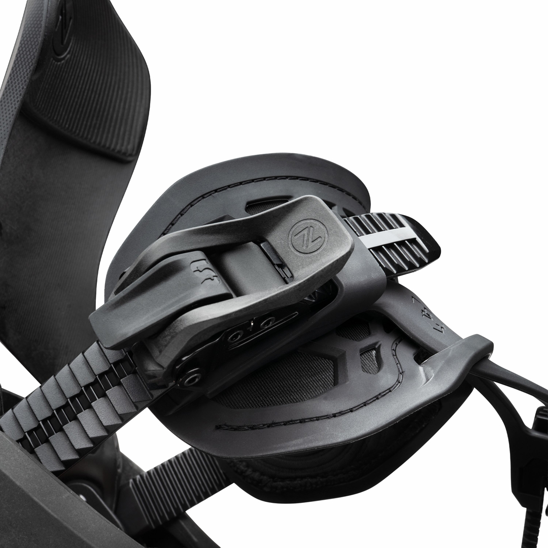 Artikelbild 5 des Artikels “CARBON SUPERMATIC Bindung 2027 black XL“