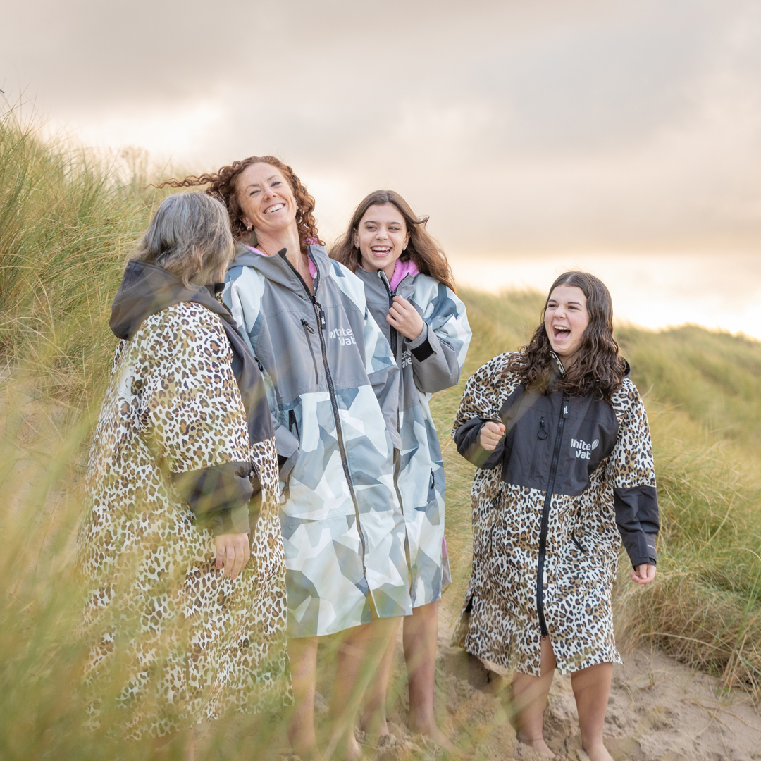 Artikelbild 5 des Artikels “HARD-SHELL ROBE 2027 leopard print/black S“