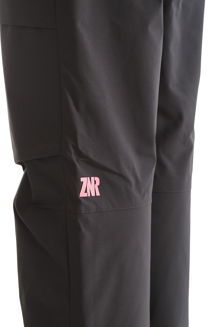 Artikelbild 5 des Artikels “RANVA Hose 2025 black/rose blossom M“