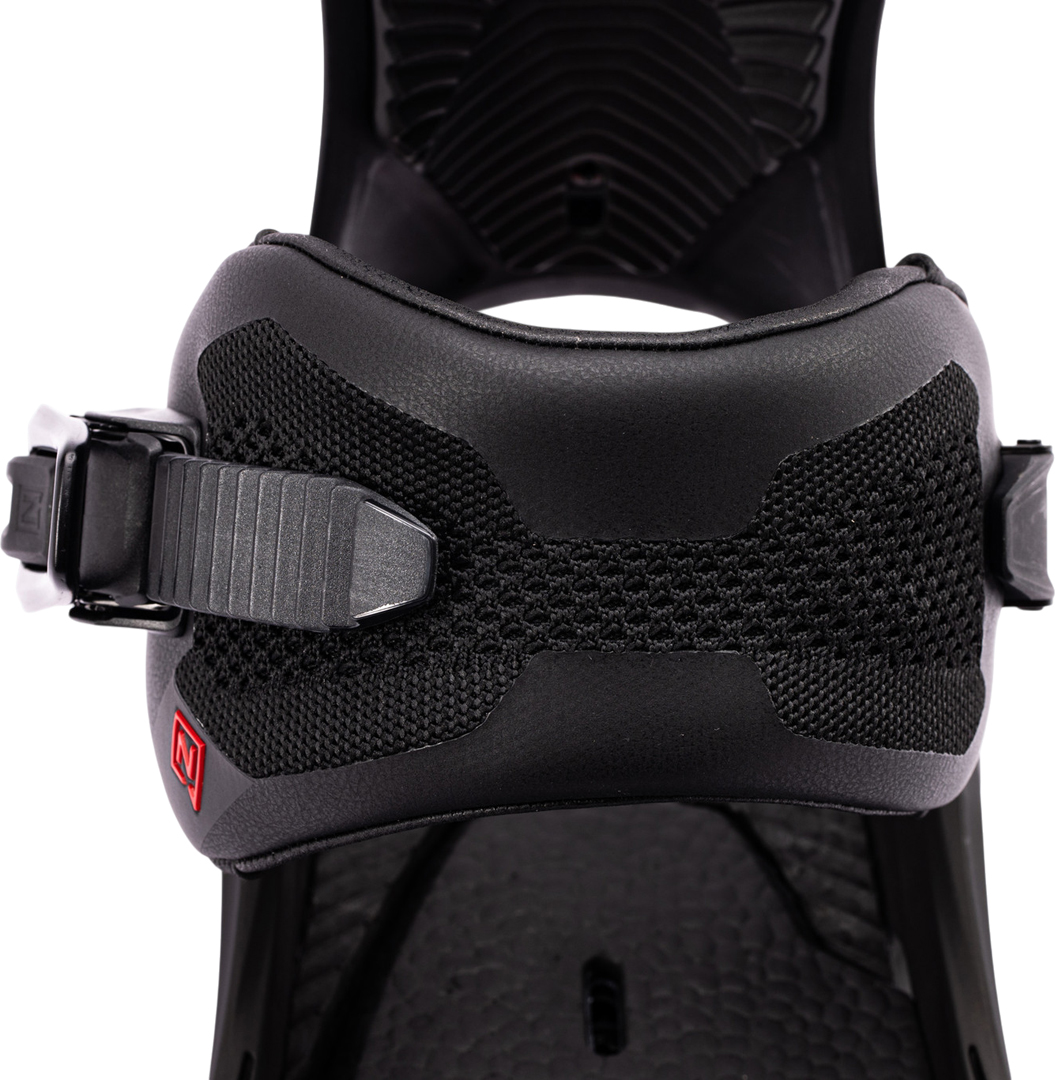 Product image 6 of the product “PHANTOM+ Binding 2027 ultra black L”