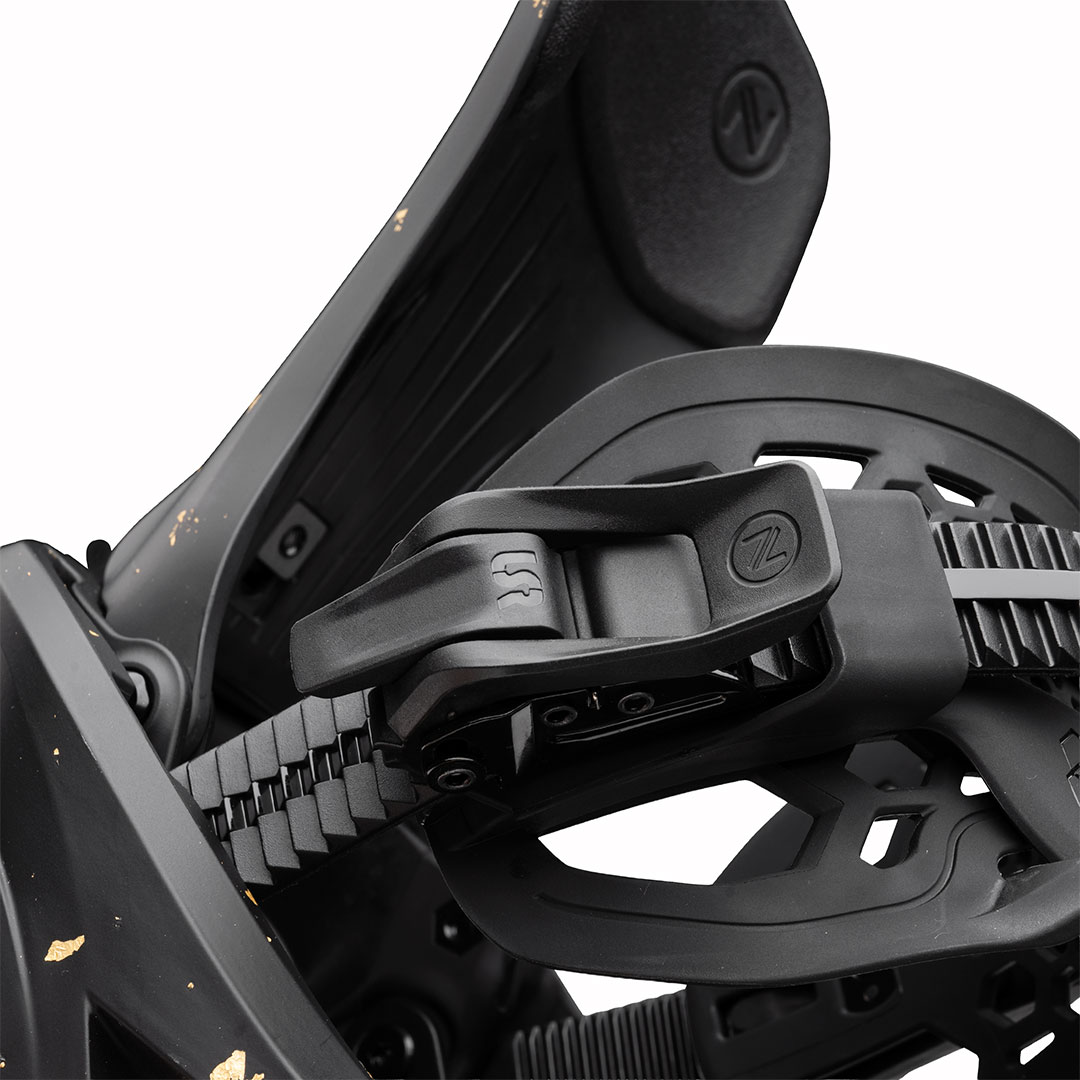 Product image 6 of the product “SUPERMATIC LT Binding 2027 stardust L”