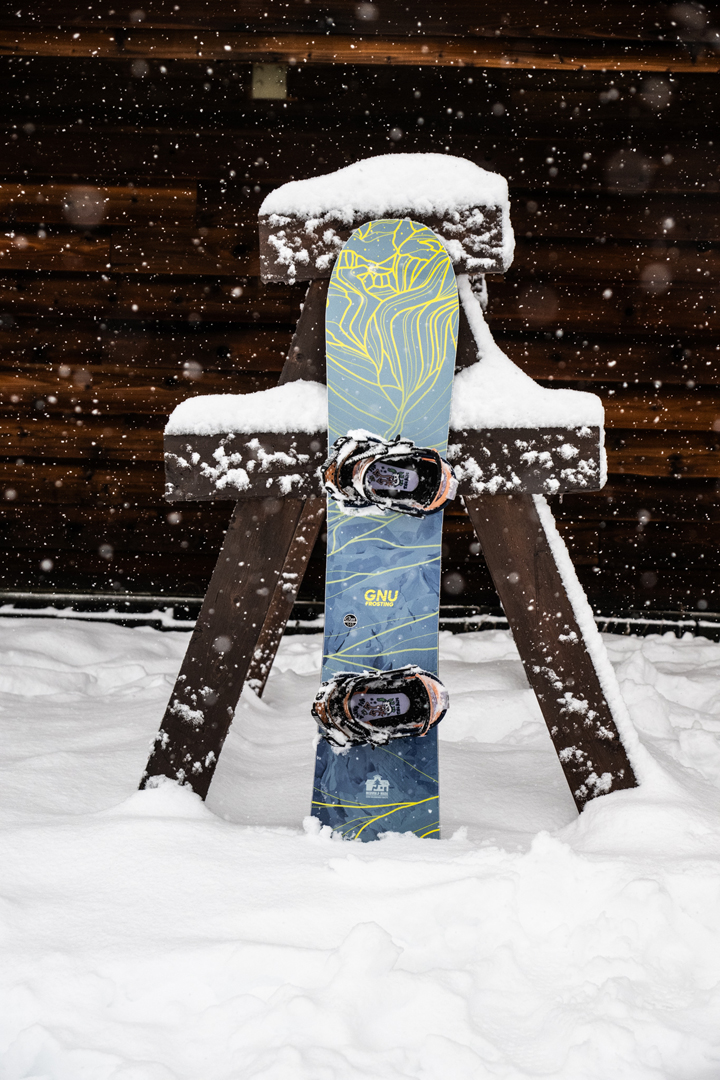 GNU Snowboard All Mountain FROSTING Snowboard 2025 Snow Board Winter Freeride