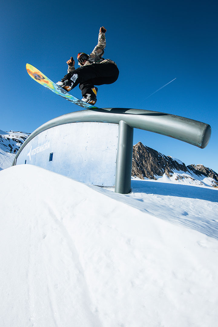 Product image 6 of the product “ATMOSPHERE Snowboard 2027 158”