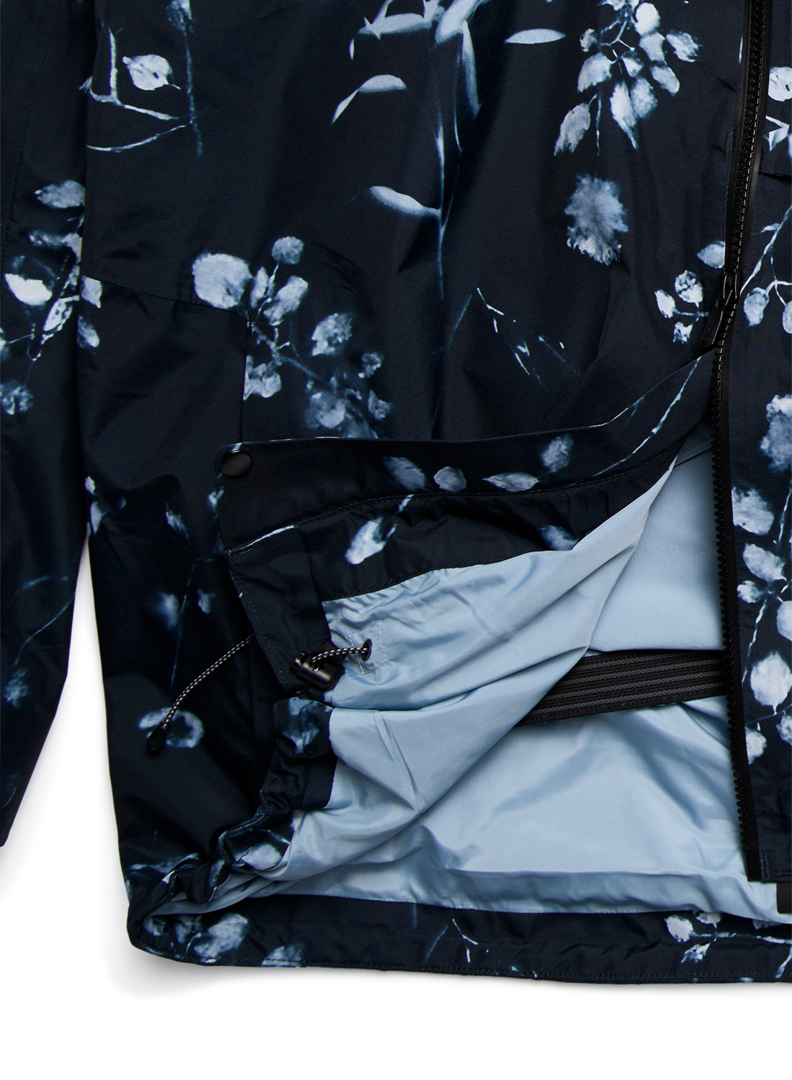 Artikelbild 6 des Artikels “AK CYCLIC GORE TEX 2L Jacke 2027 cyanotype floral M“