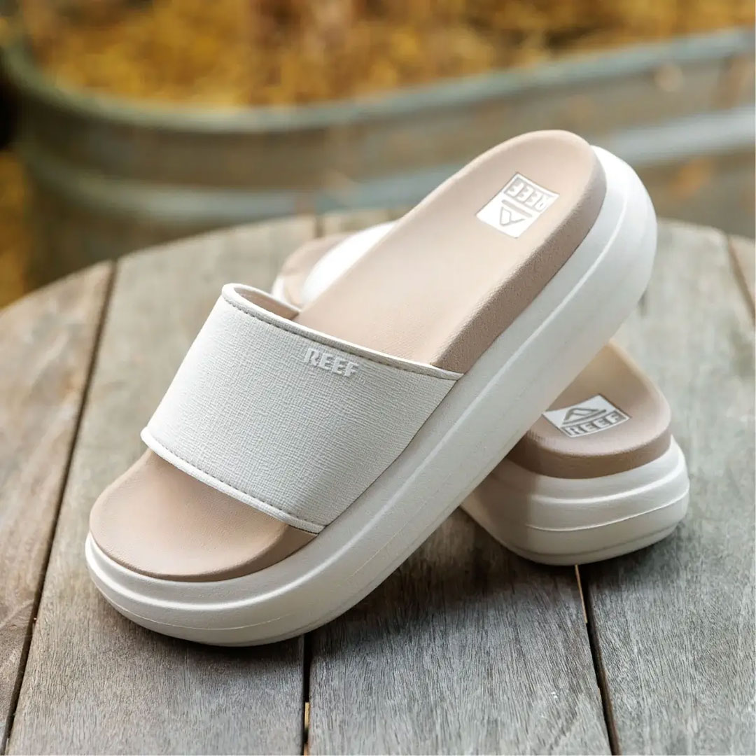 Old style reef flip flops hot sale