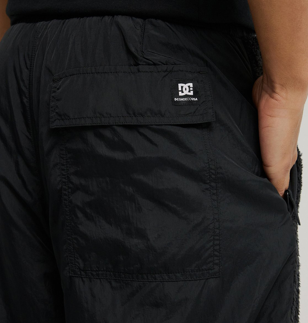 Artikelbild 6 des Artikels “LYNX Jogginghose 2027 anthracite L“