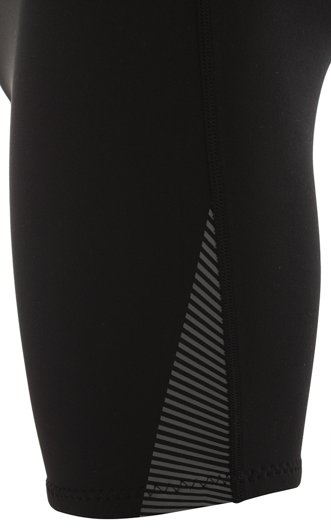 Product image 6 of the product “ATLANTA 2/2 BACK ZIP Shorty 2025 S”
