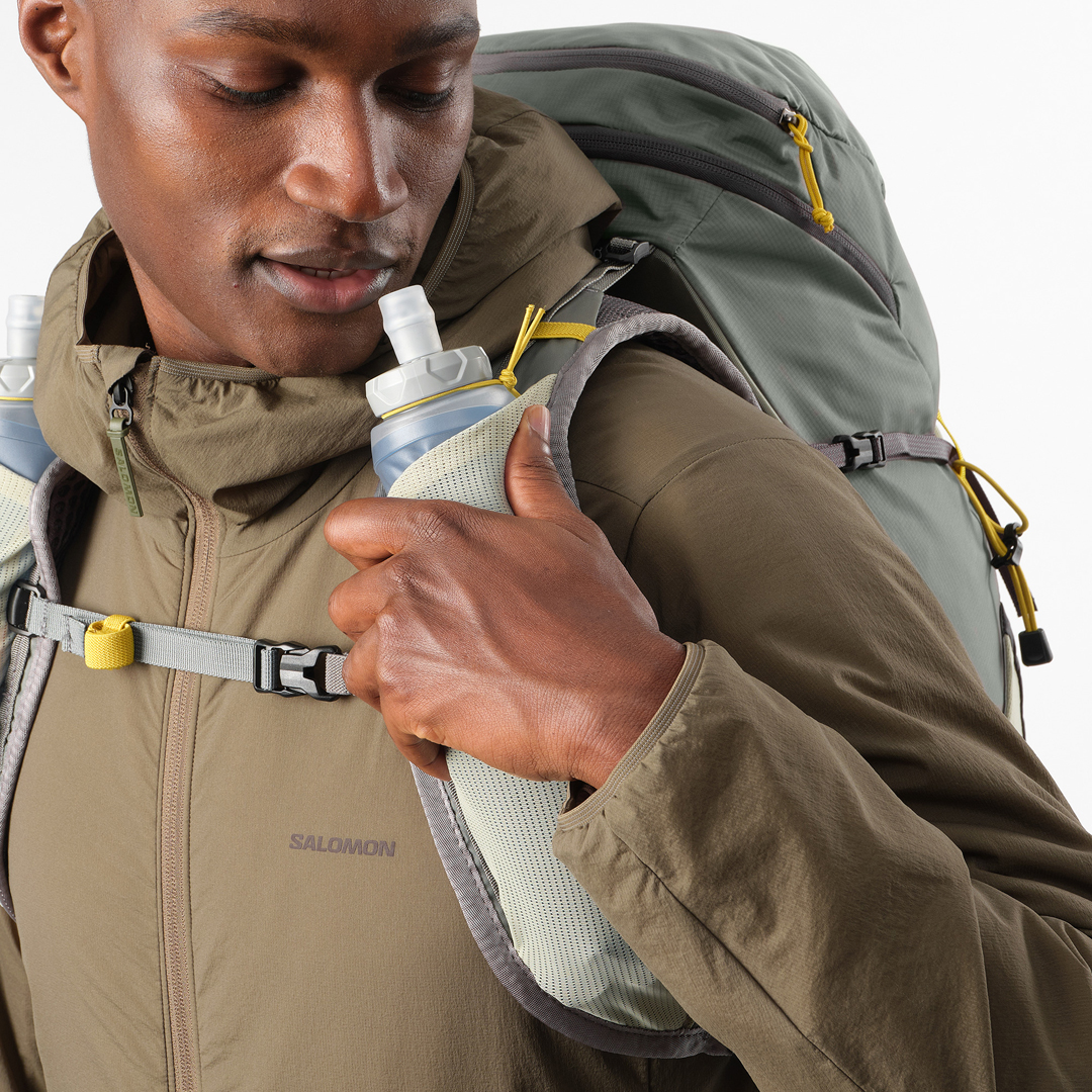 Product image 6 of the product “AEROTREK 30 Backpack 2027 sedona sage/seagrass/nine iron M/L”