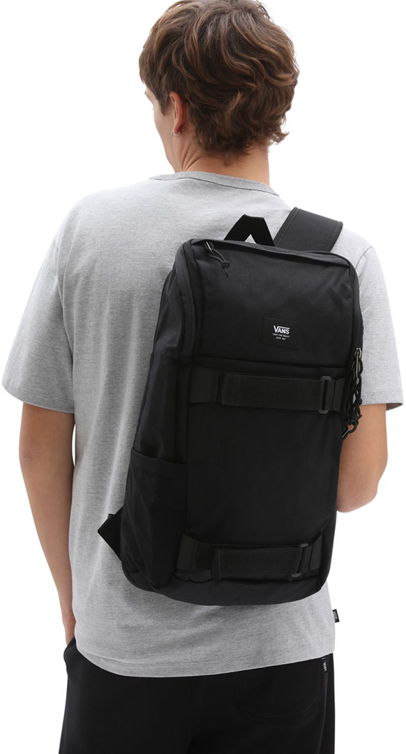 Product image 6 of the product “OBSTACLE Backpack 2027 black ripstop ”