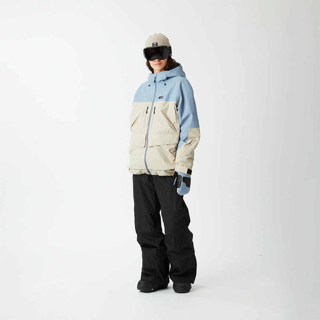 Product image 6 of the product “AKNA WOMEN Jacket 2026 pure cashmere L”