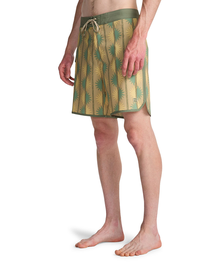 Product image 7 of the product “73 PRO 17,5 Boardshort 2026 moss green 34”
