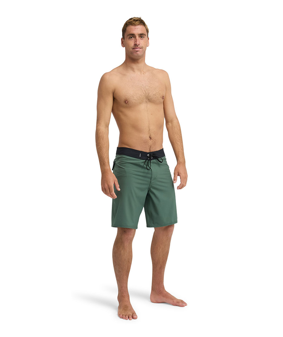 Artikelbild 7 des Artikels “SURFSILK KAIMANA 20 Boardshort 2026 forest 34“
