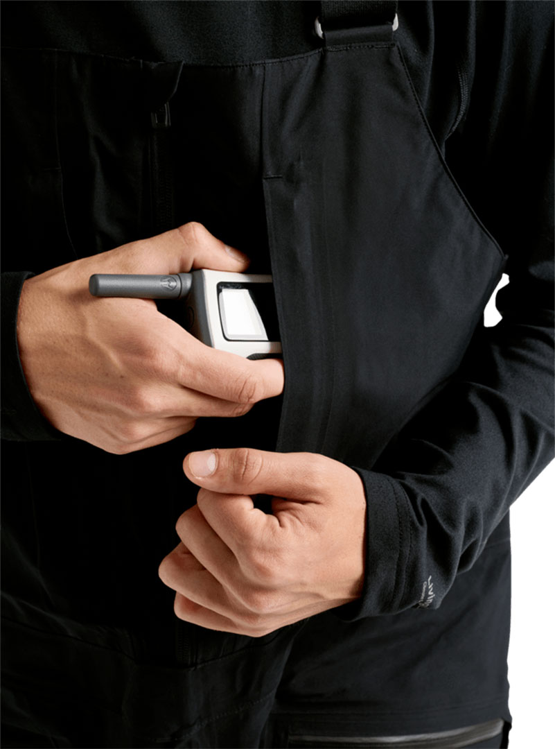 Product image 7 of the product “AK GORE TEX FREEBIRD BIB SHORT Pant 2026 true black M”