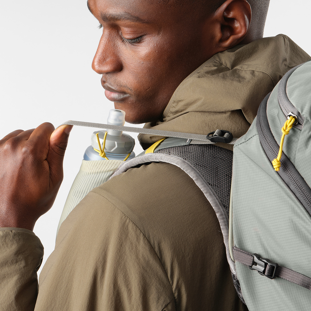 Product image 7 of the product “AEROTREK 30 Backpack 2027 sedona sage/seagrass/nine iron M/L”