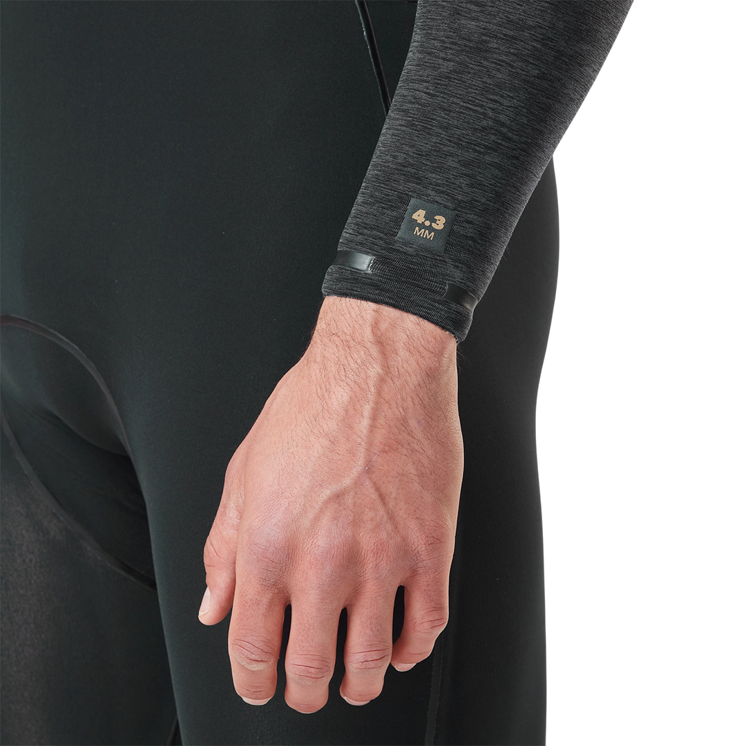 Product image 7 of the product “DOME 4/3 CHEST ZIP Full Suit 2026 black XL”