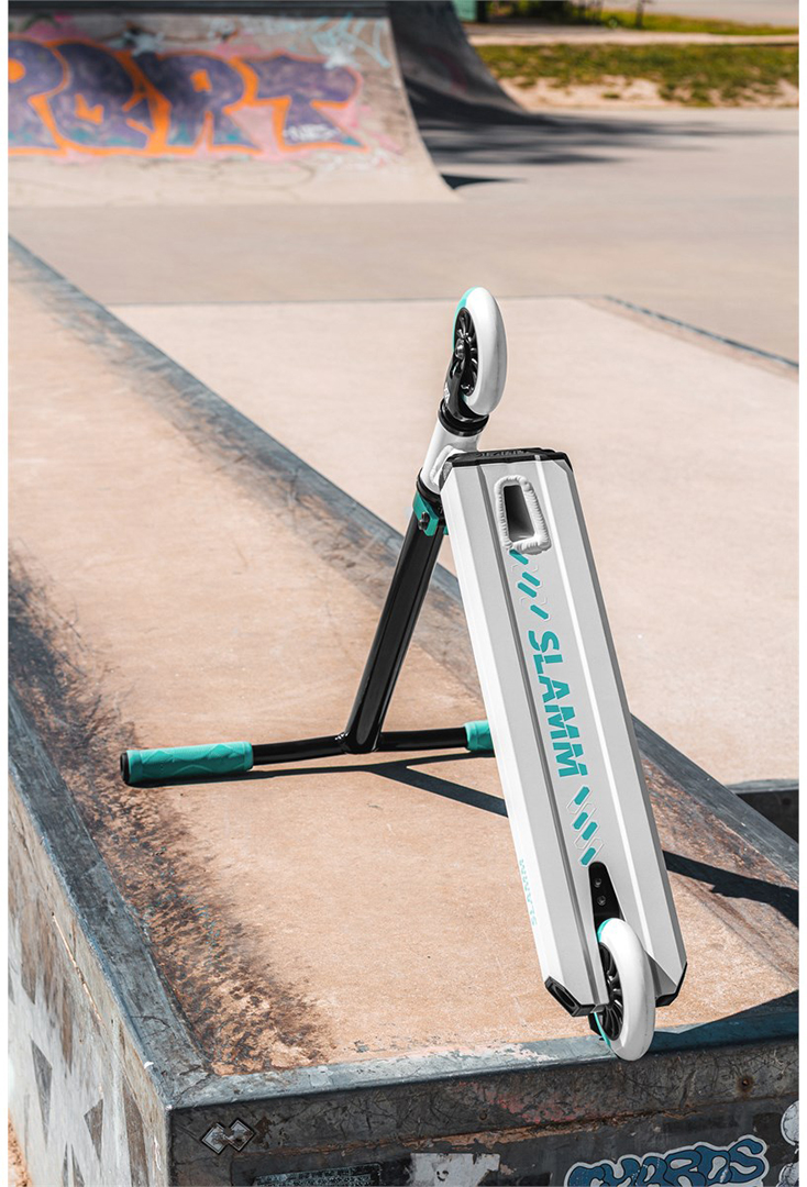 Artikelbild 7 des Artikels “CLASSIC MINI PRO Scooter 2027 white/mint “
