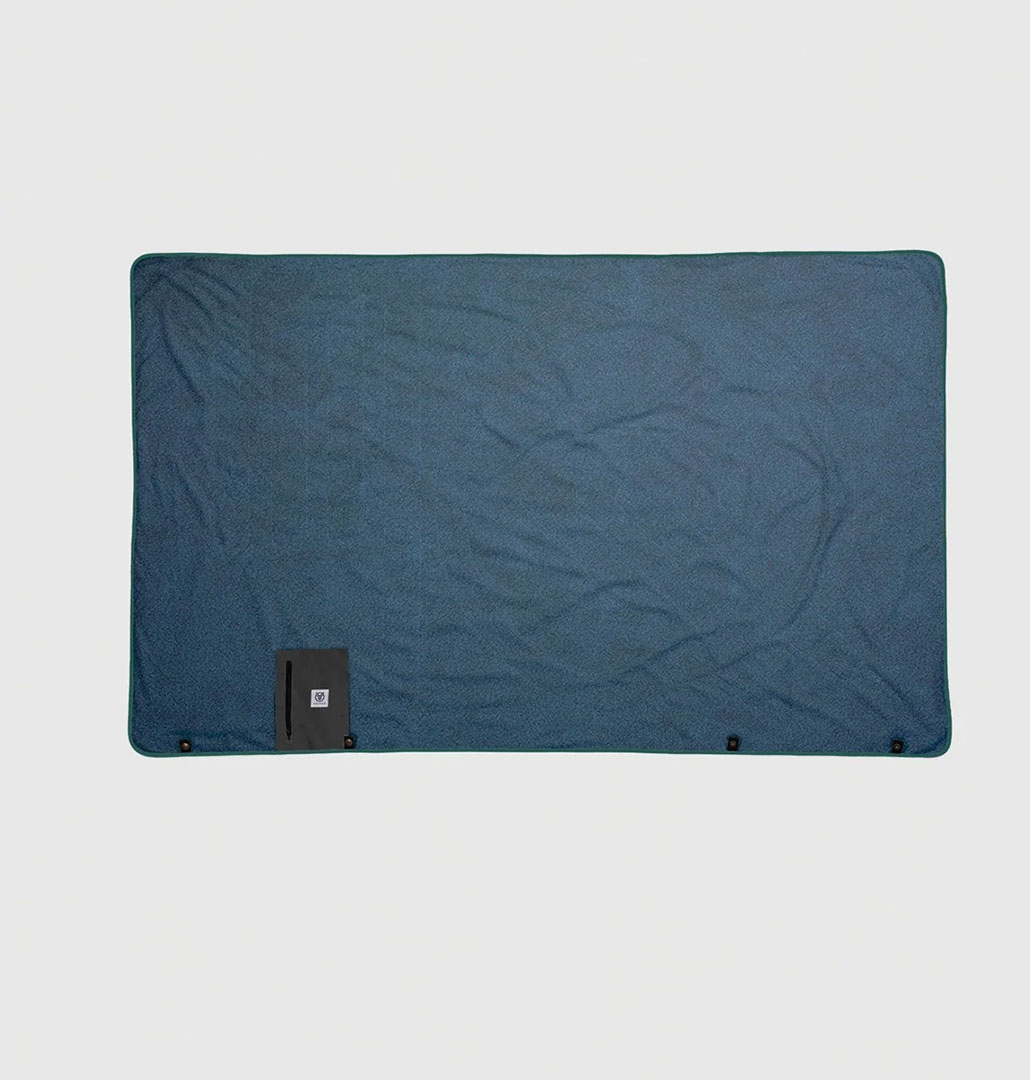 Artikelbild 7 des Artikels “NECKPACK 3in1 2.0 Nackenkissen + Decke 2027 jasper/tree green “