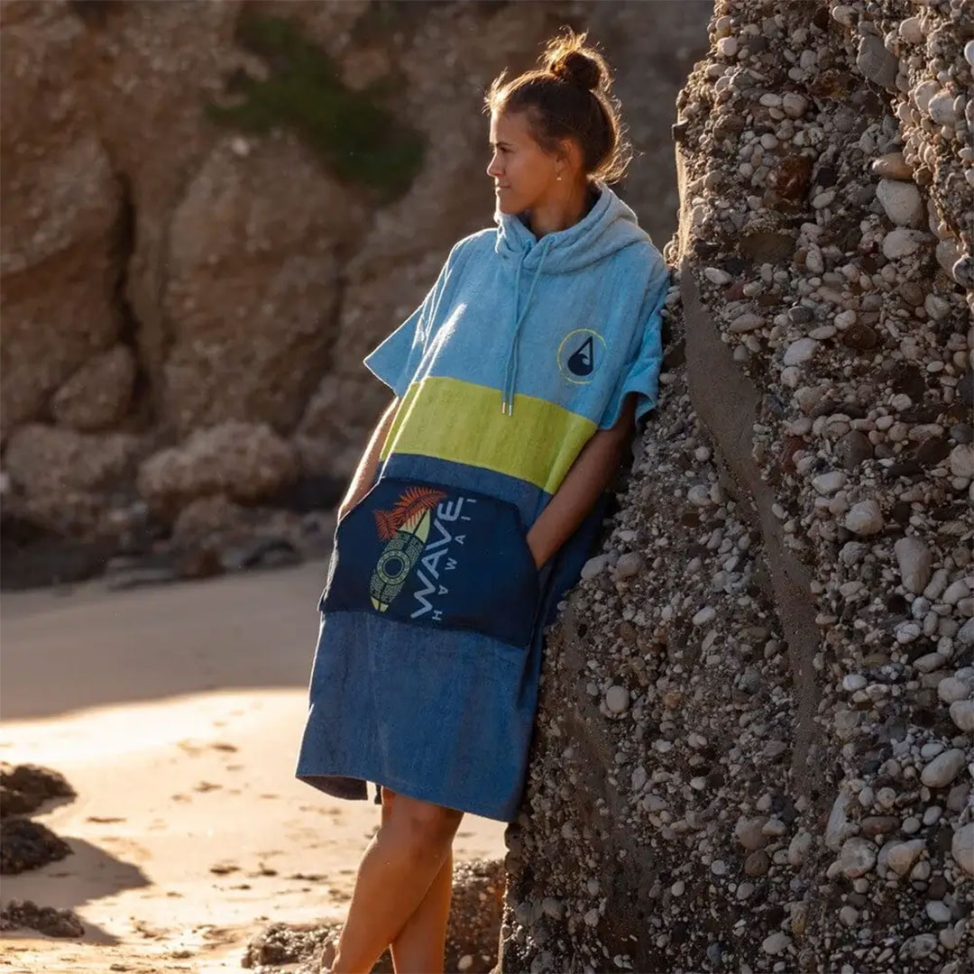 Artikelbild 7 des Artikels “COTTON VELOURS KAPALUA Poncho 2026 “