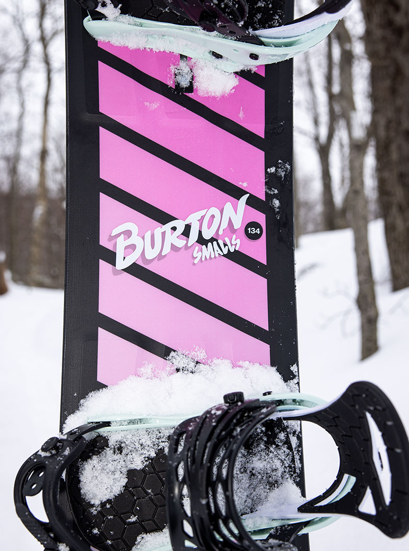 Snowboard Burton Smalls Pour Filles - Taille 142 Cm - Rose - All Mountain - Niveau Confirmé - 2025