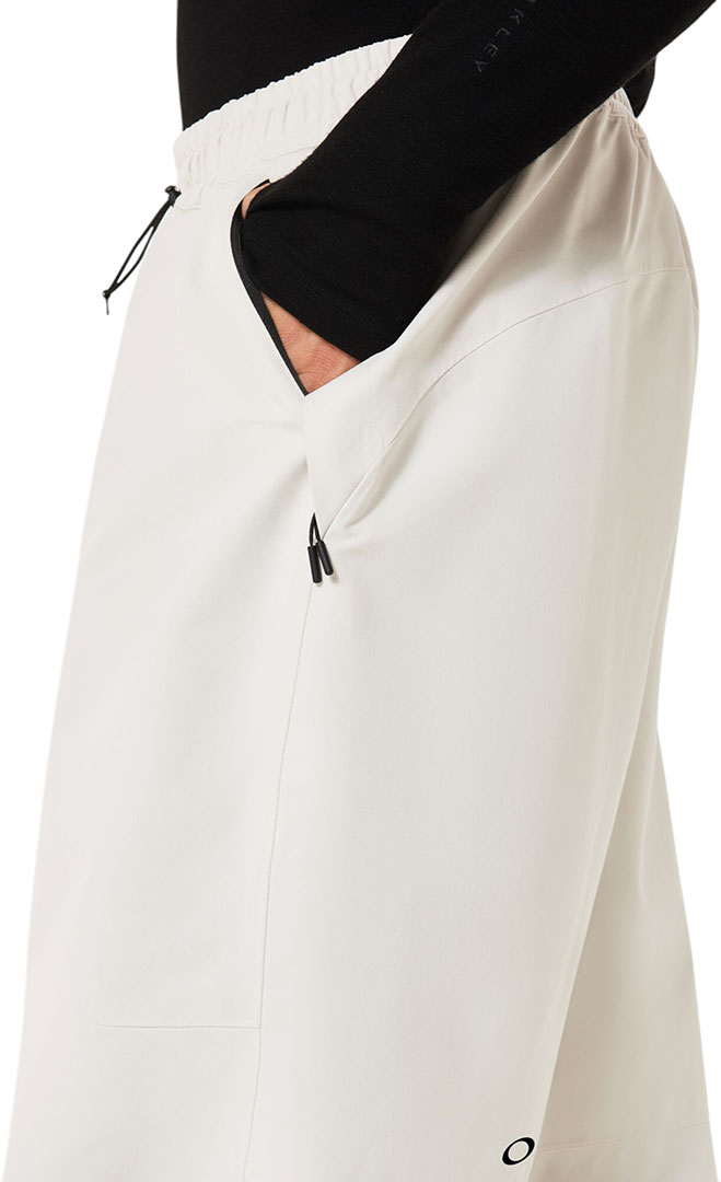 Product image 8 of the product “CHANNEL SHELL Pant 2026 mist L”