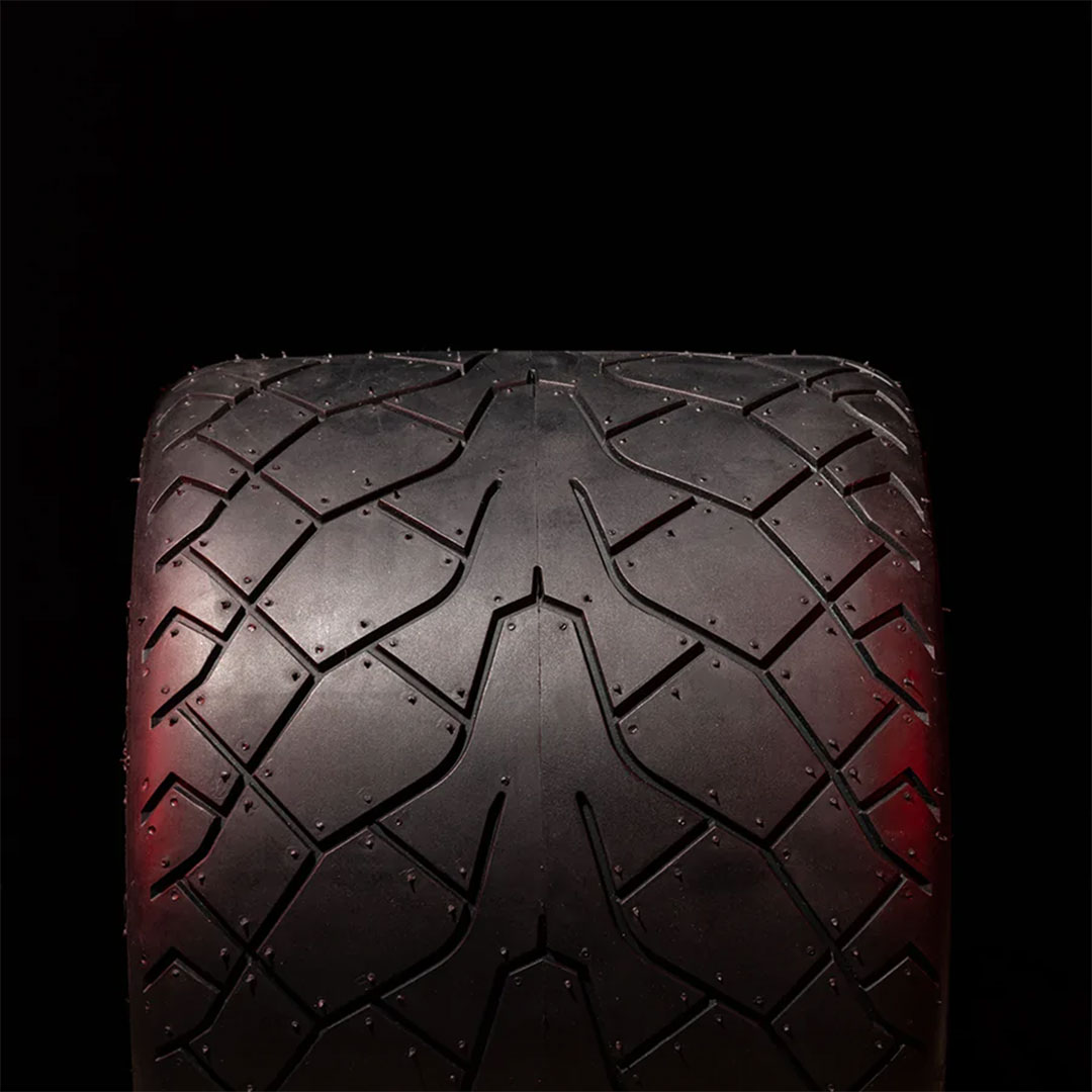 Artikelbild 8 des Artikels “ONEWHEEL GT TREADED PERFORMANCE TIRE black “