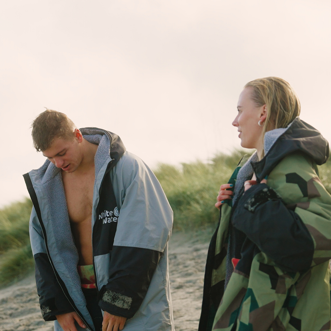 Artikelbild 8 des Artikels “HARD-SHELL ROBE 2027 camo/grey L“