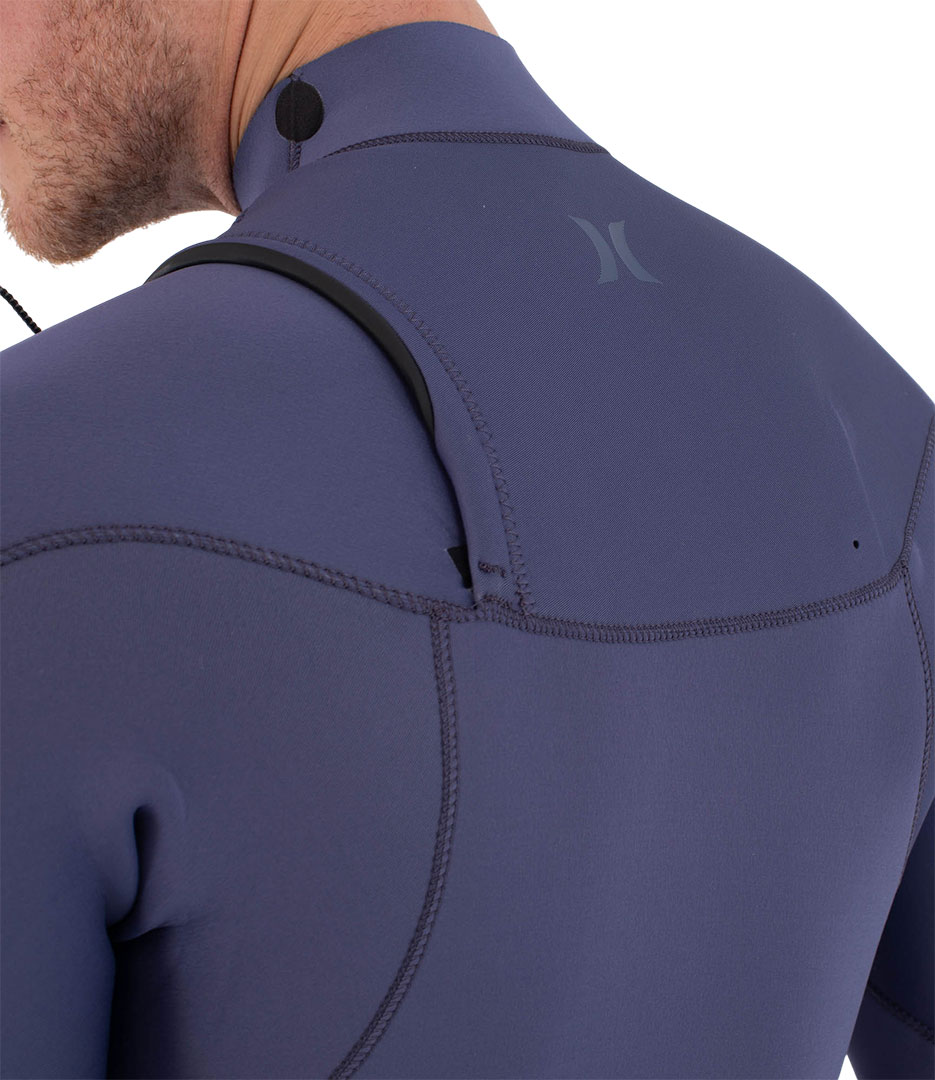 Product image 8 of the product “AIR 3/2 CHEST ZIP LS Shorty 2026 destroyer L”
