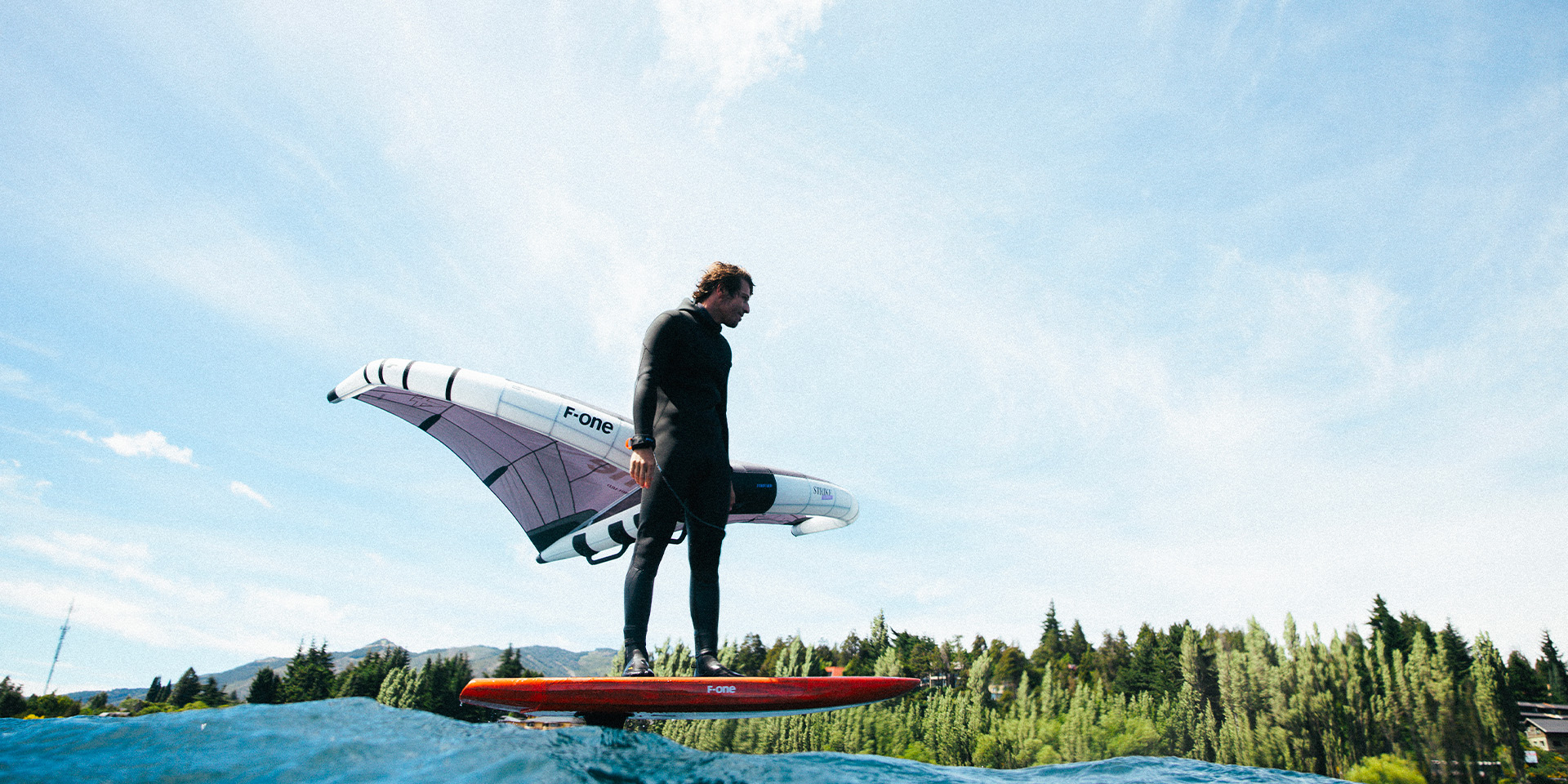Product image 8 of the product “ROCKET WING MIDLENGTH CARBON Foilboard 2026 6,4”