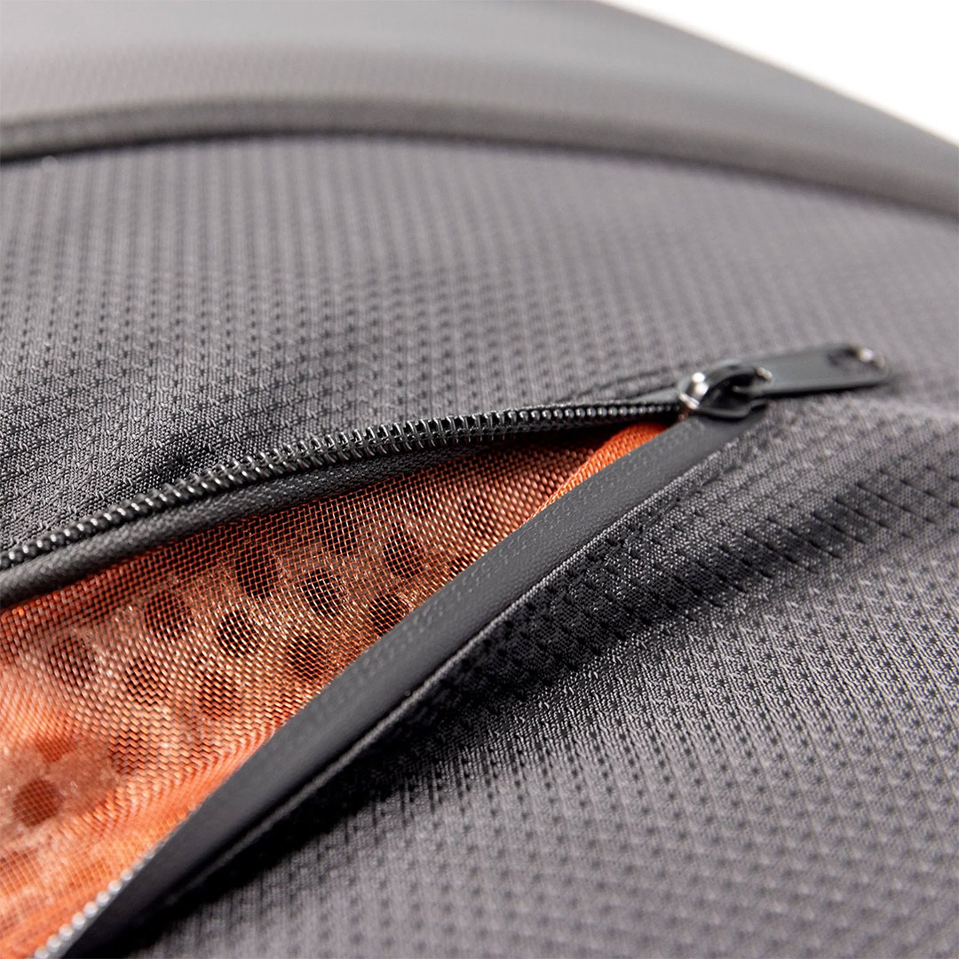Artikelbild 8 des Artikels “APEX QUAD WHEEL FISH SHORTBOARD Boardbag 2026 black 7,0“