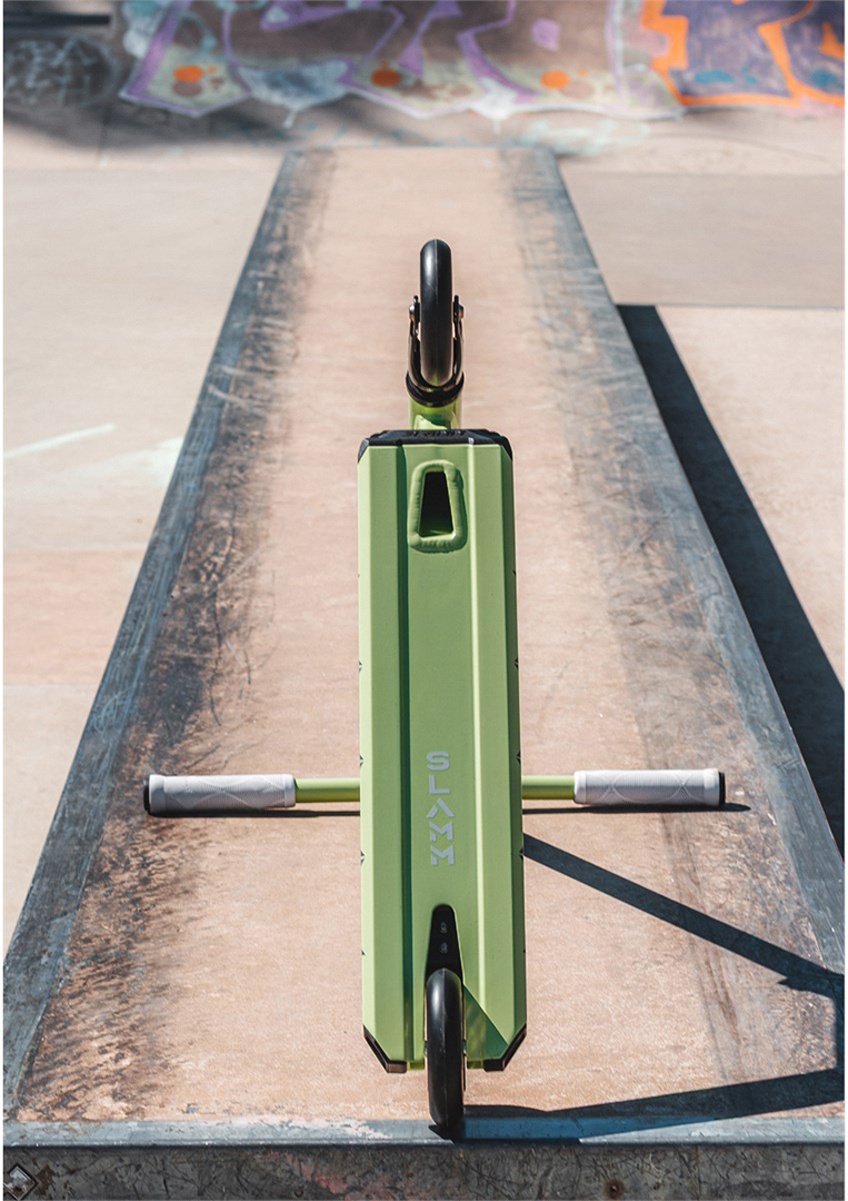Artikelbild 8 des Artikels “CLASSIC PRO Scooter 2027 green/silver “