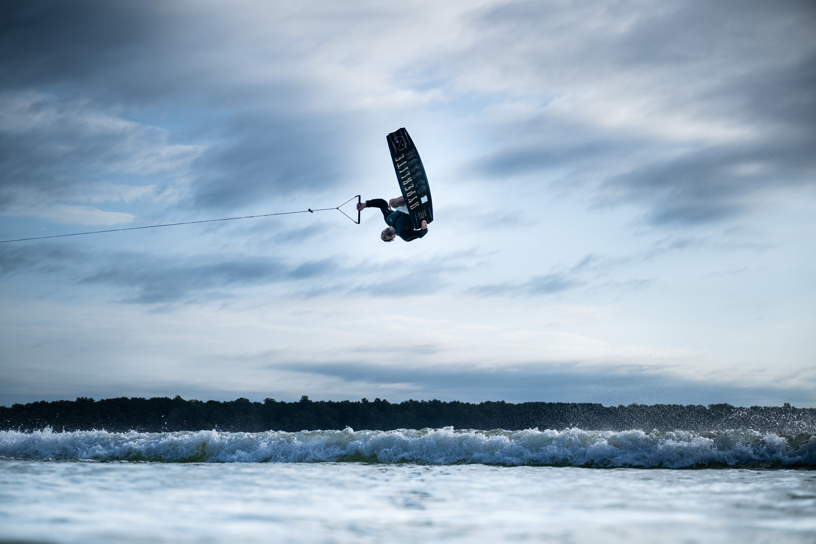 Product image 9 of the product “RAGE LOADED Wakeboard 2026 144”