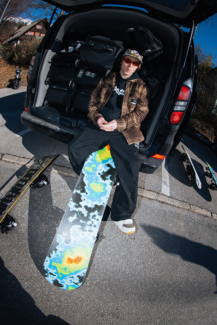 Product image 9 of the product “ATMOSPHERE Snowboard 2027 158”