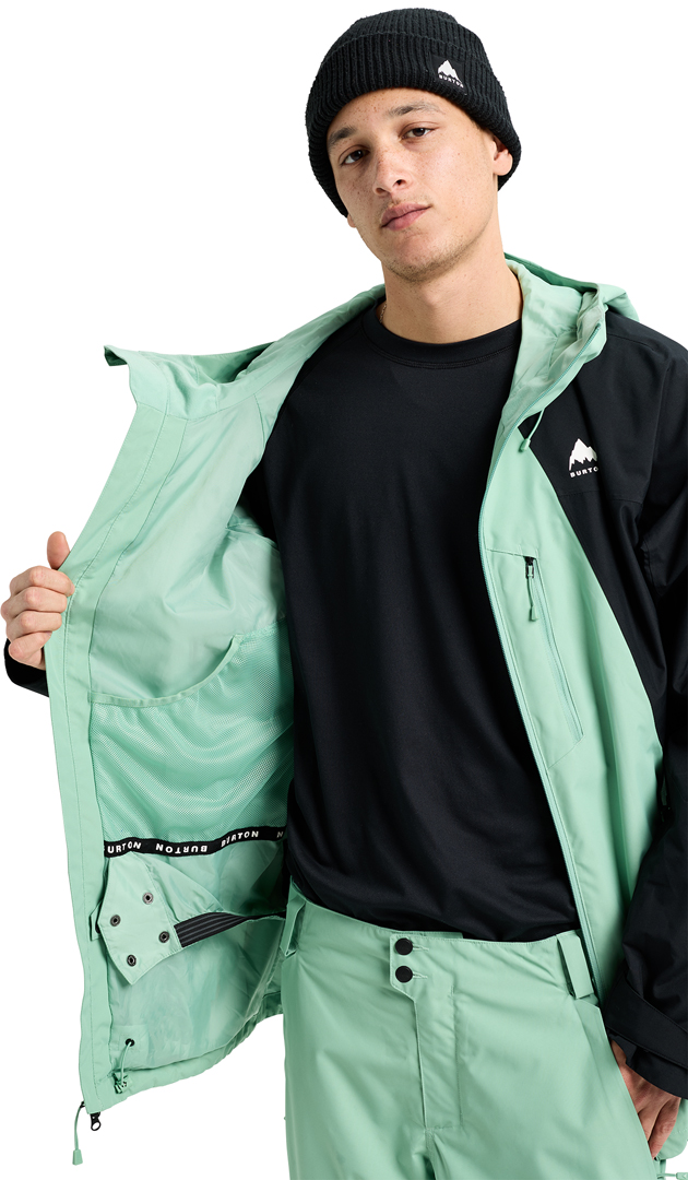 Product image 9 of the product “RESERVE 2L Jacket 2026 soft sage/true black L”