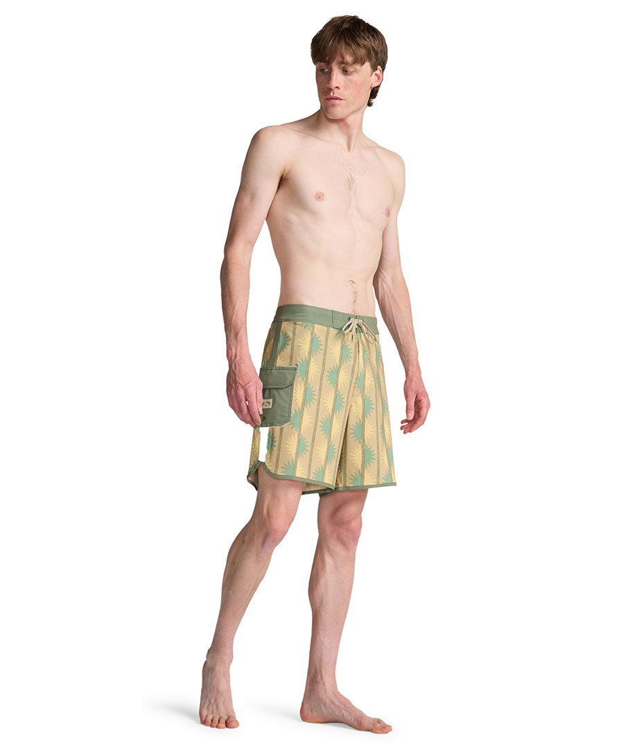 Product image 9 of the product “73 PRO 17,5 Boardshort 2026 moss green 34”